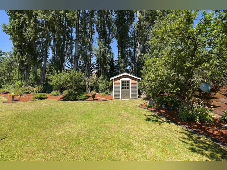 882 Canterbury Road, Saanich, BC, V8X 3E6 - 58