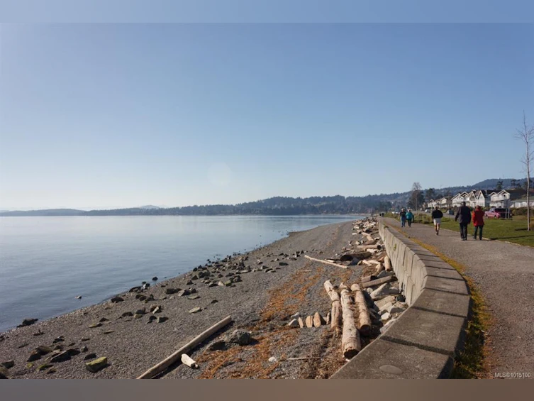 4-9625 Fifth Street, Sidney, BC, V8L 2W7 - 35