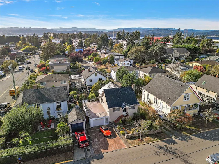 508 Constance Avenue, Esquimalt, BC, V9A 6N4 - 34