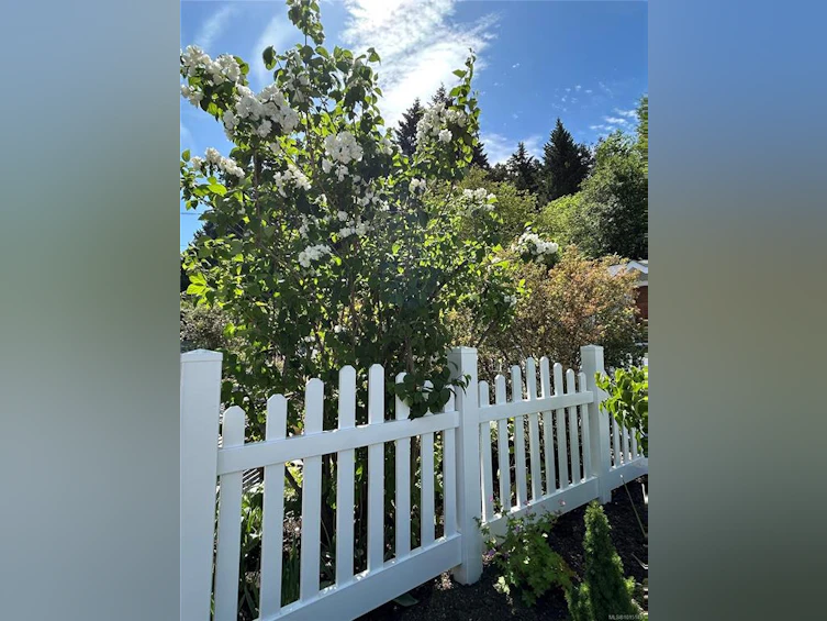 7694 Lantzville Road, Nanaimo, BC, V0R 2H0 - 86