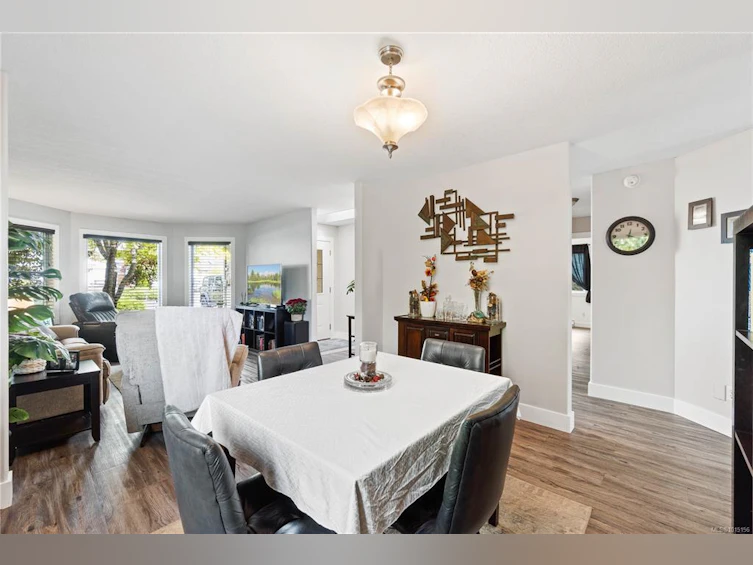 780 Humphrey Road, Parksville, BC, V9P 1C8 - 17