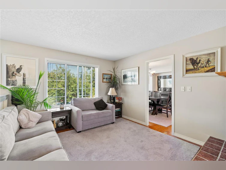 10347 Bowerbank Road, Sidney, BC, V8L 3L6 - 8