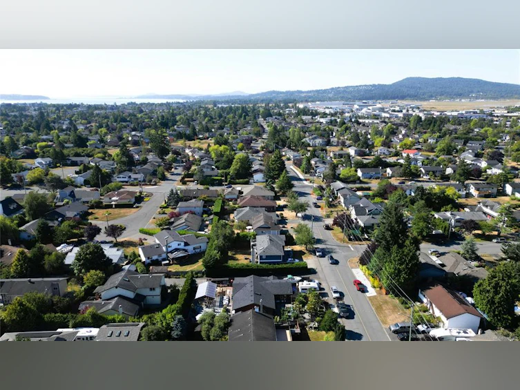 10347 Bowerbank Road, Sidney, BC, V8L 3L6 - 68