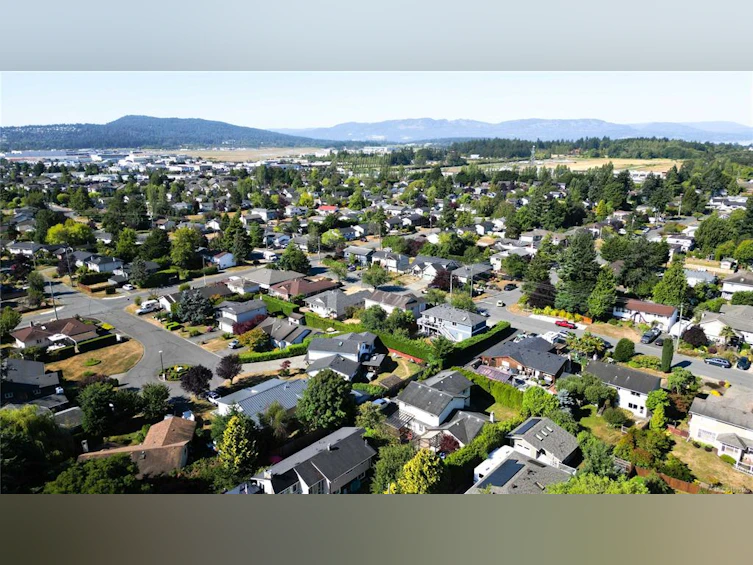 10347 Bowerbank Road, Sidney, BC, V8L 3L6 - 69