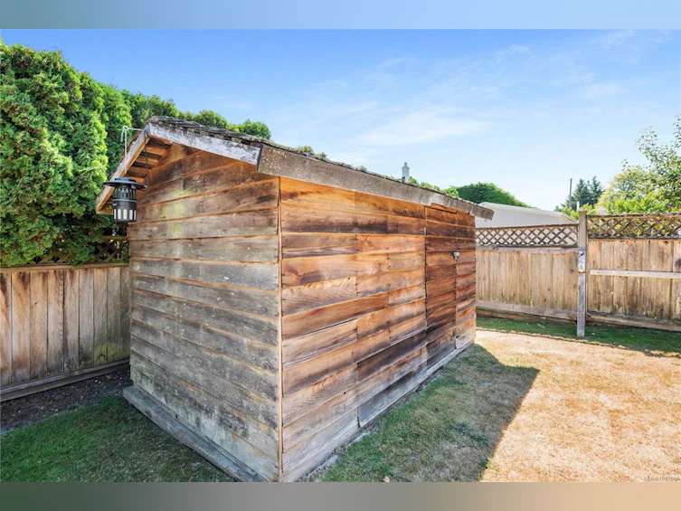 10347 Bowerbank Road, Sidney, BC, V8L 3L6 - 55