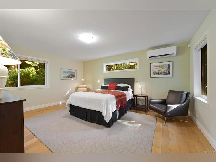 4467 Autumnwood Lane, Saanich, BC, V8X 4V8 - 25