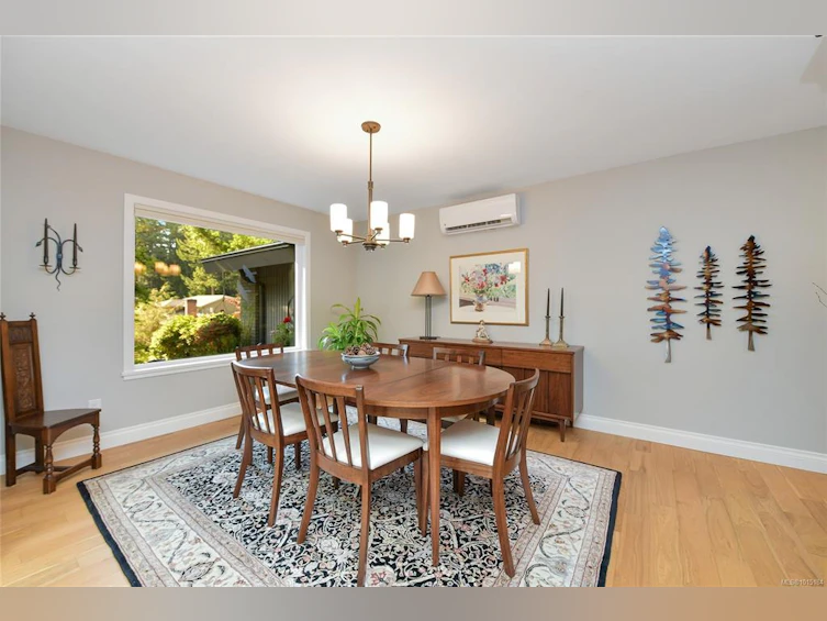 4467 Autumnwood Lane, Saanich, BC, V8X 4V8 - 19