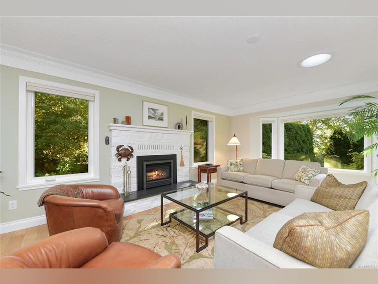 4467 Autumnwood Lane, Saanich, BC, V8X 4V8 - 6