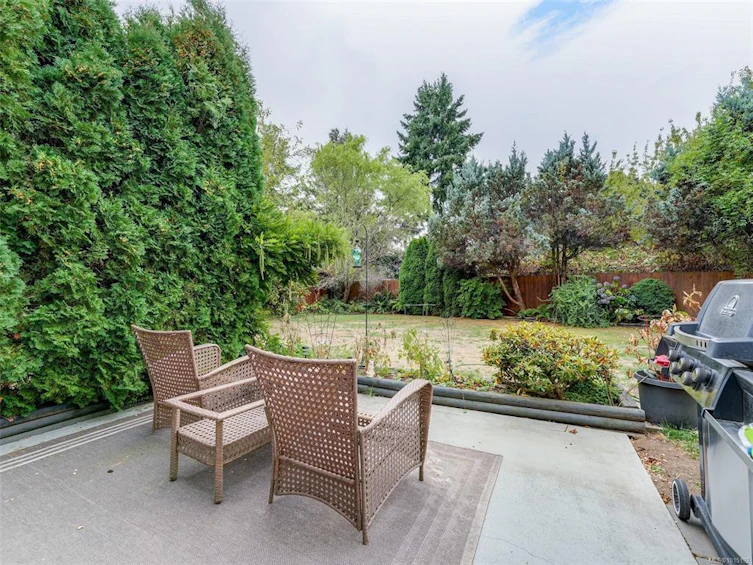 1033 Goldstream Avenue, Langford, BC, V9B 2Y6 - 12