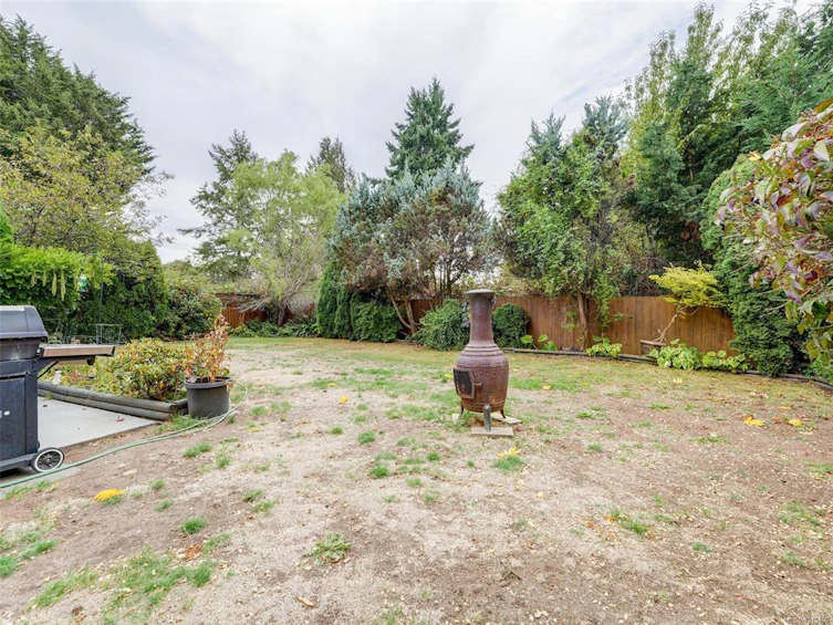 1033 Goldstream Avenue, Langford, BC, V9B 2Y6 - 11