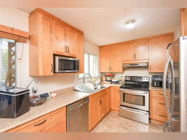 1571 Valley Crescent, Courtenay, BC, V9N 3W2 - 10