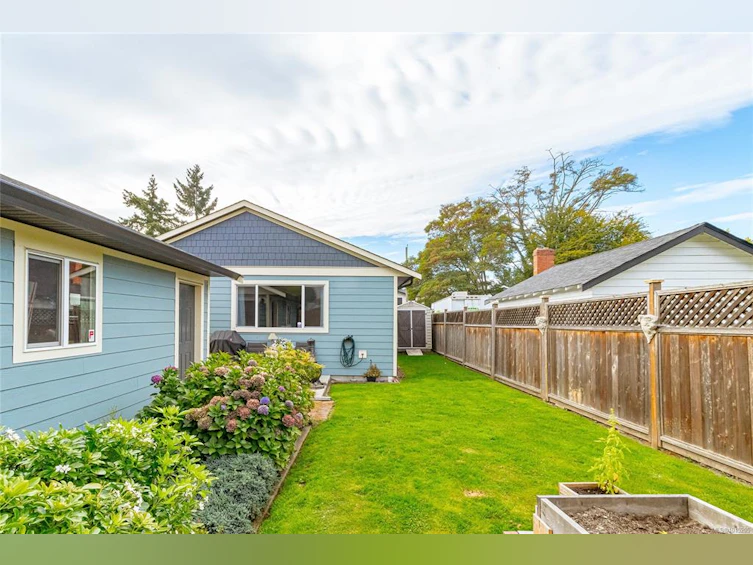 108 Crease Avenue, Saanich, BC, V8Z 1S7 - 27