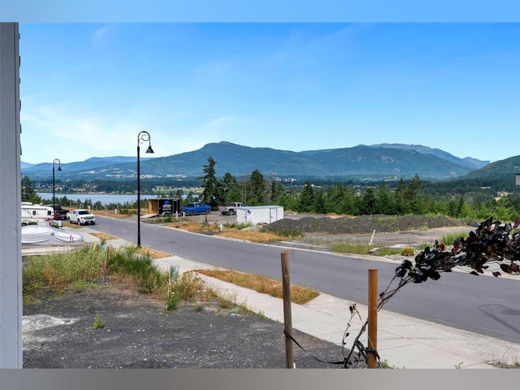 3321 Woodrush Drive, Duncan, BC, V9L 0H5 - 2