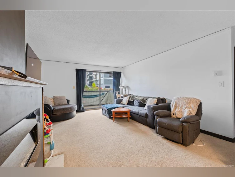 208-585 Dogwood Street, Campbell River, BC, V9W 6T6 - 3