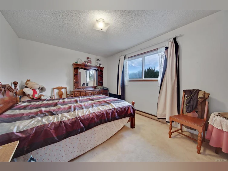 5886 Broadway Road, Nanaimo, BC, V9Y 1E5 - 10