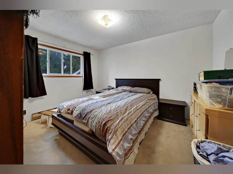 5886 Broadway Road, Nanaimo, BC, V9Y 1E5 - 9