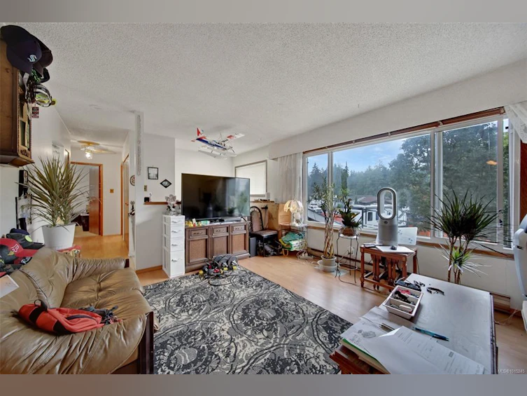 5886 Broadway Road, Nanaimo, BC, V9Y 1E5 - 7
