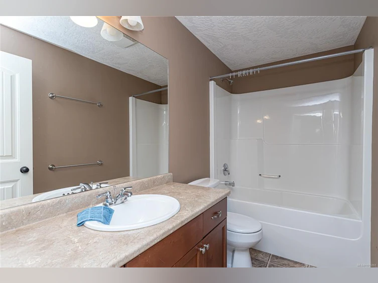 1759 Martini Way, Qualicum Beach, BC, V9K 2S3 - 37