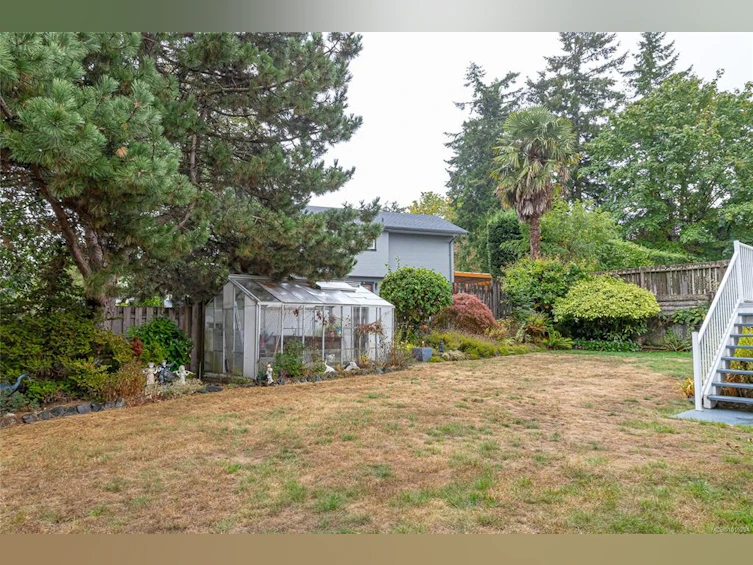 2389 Westhill Place, Nanaimo, BC, V9R 6M9 - 54