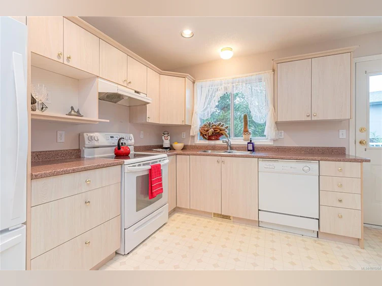 2389 Westhill Place, Nanaimo, BC, V9R 6M9 - 32