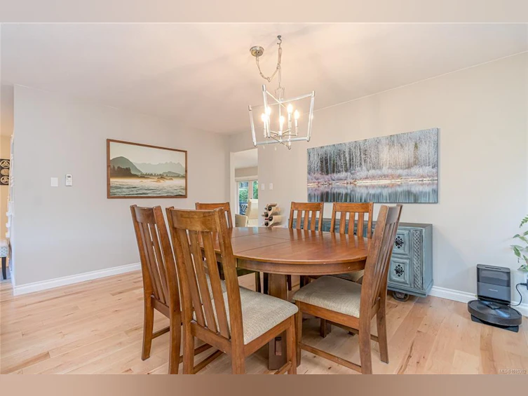 1221 Midiron Close, Qualicum Beach, BC, V9K 1C6 - 24