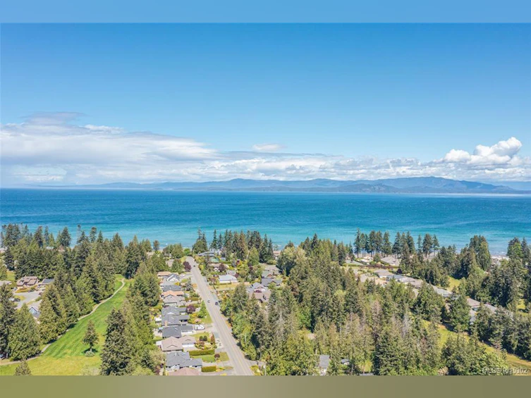 1221 Midiron Close, Qualicum Beach, BC, V9K 1C6 - 86