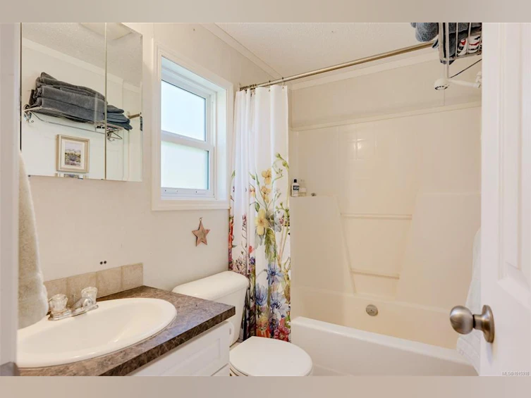 2660 Holden Corso Road, Nanaimo, BC, V9X 1M7 - 61