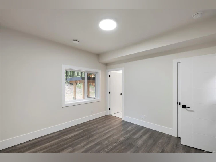 1940 Timberlake Place, Qualicum Beach, BC, V9K 2R6 - 43