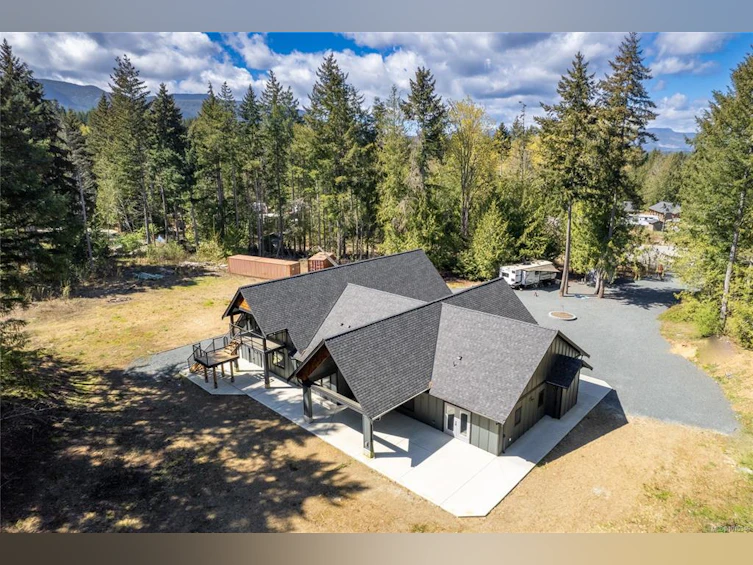 1940 Timberlake Place, Qualicum Beach, BC, V9K 2R6 - 73