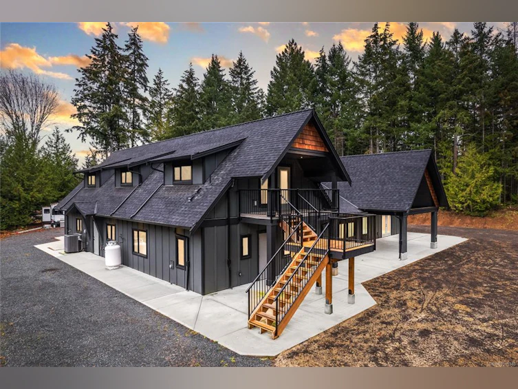 1940 Timberlake Place, Qualicum Beach, BC, V9K 2R6 - 9