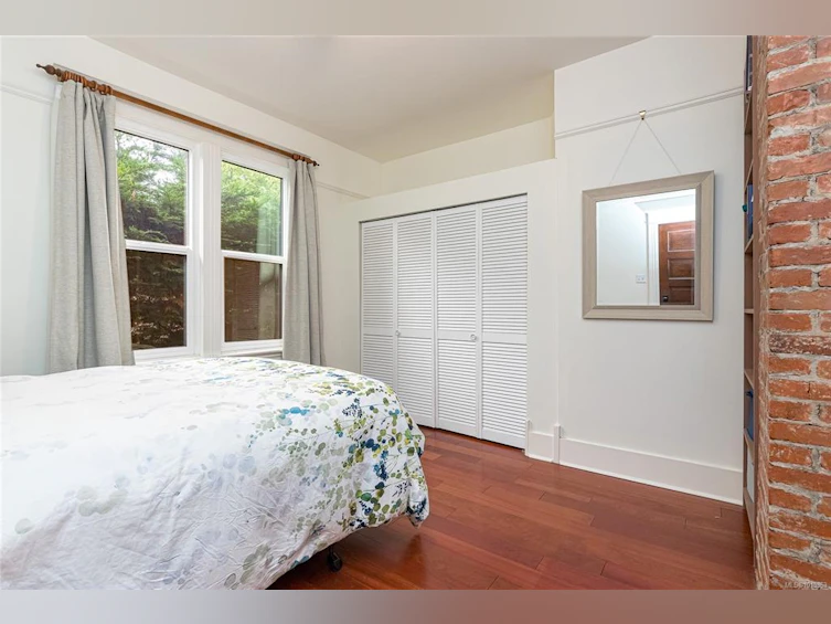 625 Harbinger Avenue, Victoria, BC, V8V 4H9 - 17