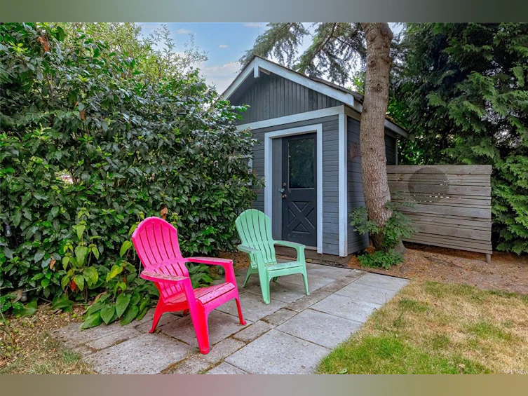 625 Harbinger Avenue, Victoria, BC, V8V 4H9 - 59