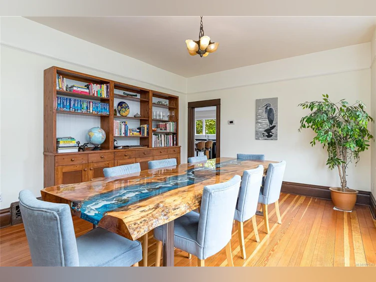 625 Harbinger Avenue, Victoria, BC, V8V 4H9 - 13