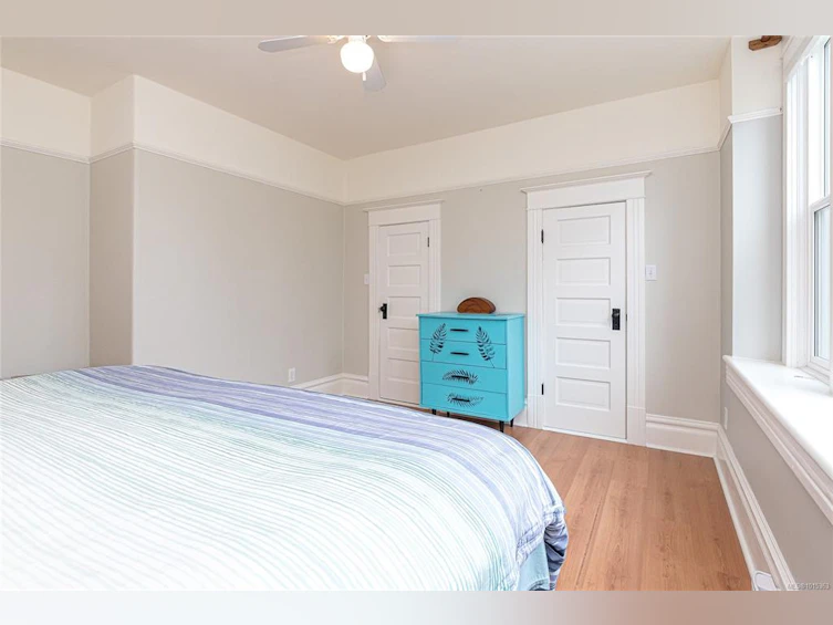 625 Harbinger Avenue, Victoria, BC, V8V 4H9 - 35