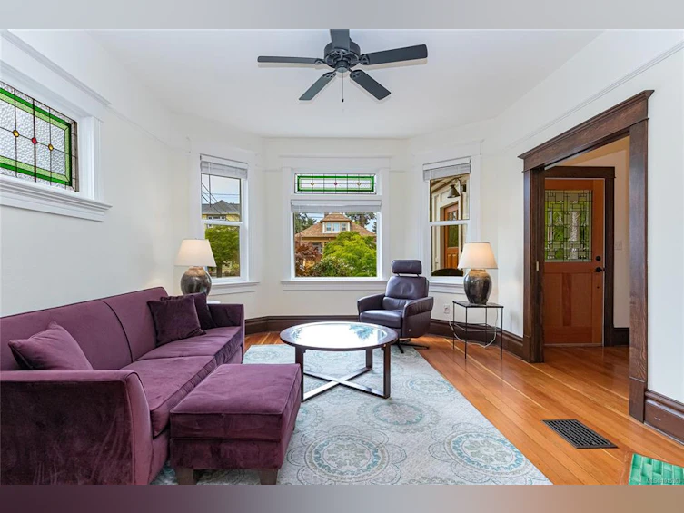 625 Harbinger Avenue, Victoria, BC, V8V 4H9 - 8