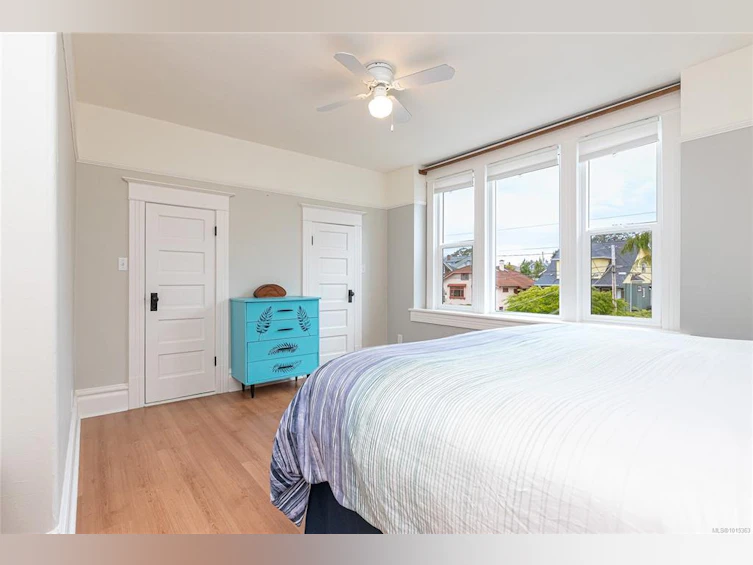 625 Harbinger Avenue, Victoria, BC, V8V 4H9 - 34