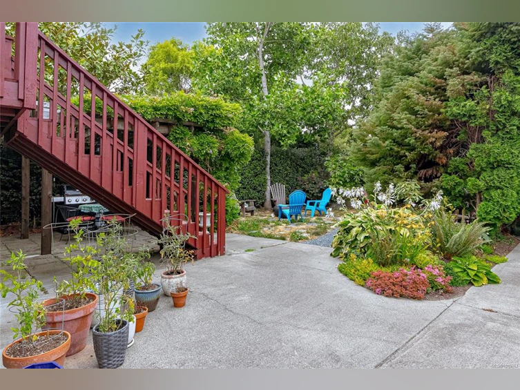 625 Harbinger Avenue, Victoria, BC, V8V 4H9 - 54