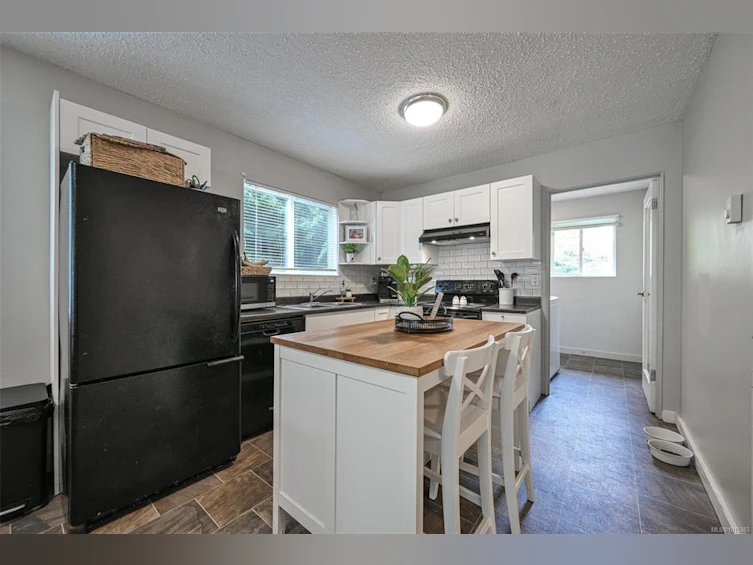 1658 Mallard Drive, Nanaimo, BC, V9S 2X7 - 9