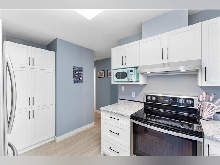 108-335 W Hirst Avenue, Parksville, BC, V9P 2R5 - 20