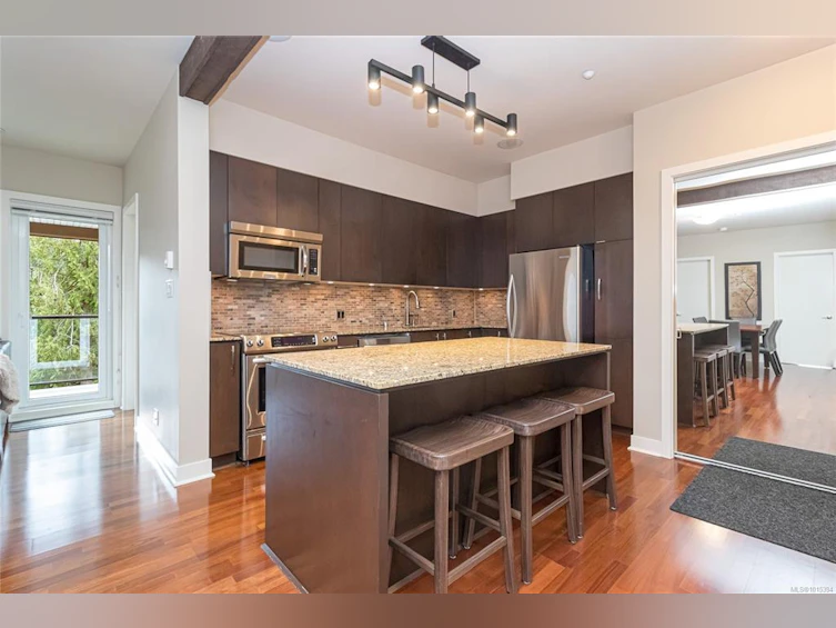 302-1395 Bear Mountain Pkwy, Langford, BC, V9B 0E1 - 16