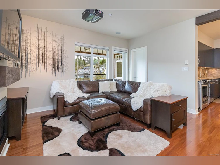 302-1395 Bear Mountain Pkwy, Langford, BC, V9B 0E1