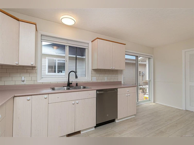 122 Camas Lane, View Royal, BC, V9A 7M2 - 19