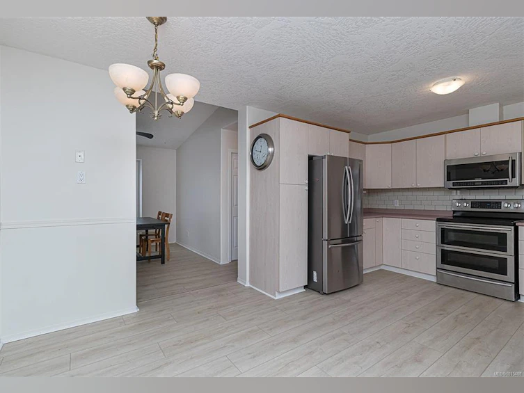 122 Camas Lane, View Royal, BC, V9A 7M2 - 22