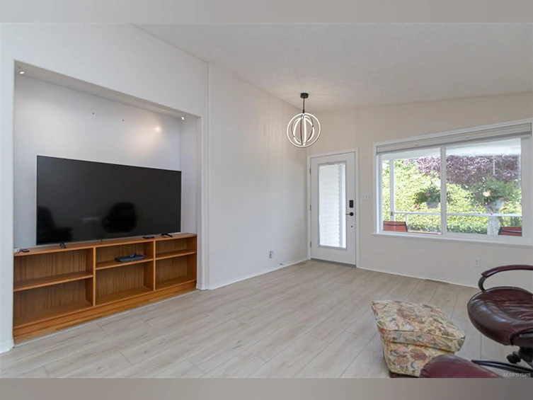 122 Camas Lane, View Royal, BC, V9A 7M2 - 11