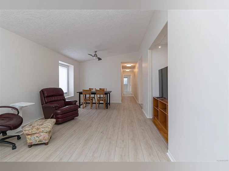 122 Camas Lane, View Royal, BC, V9A 7M2 - 8