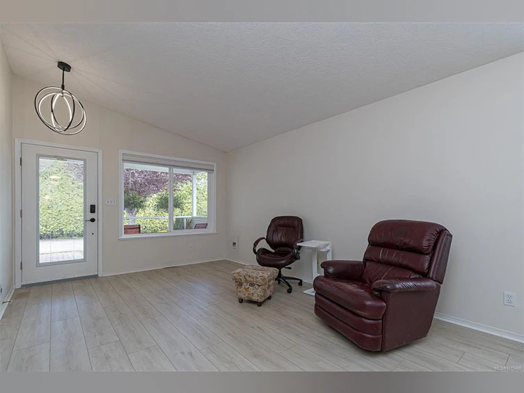 122 Camas Lane, View Royal, BC, V9A 7M2 - 12
