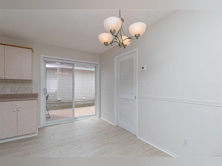 122 Camas Lane, View Royal, BC, V9A 7M2 - 24