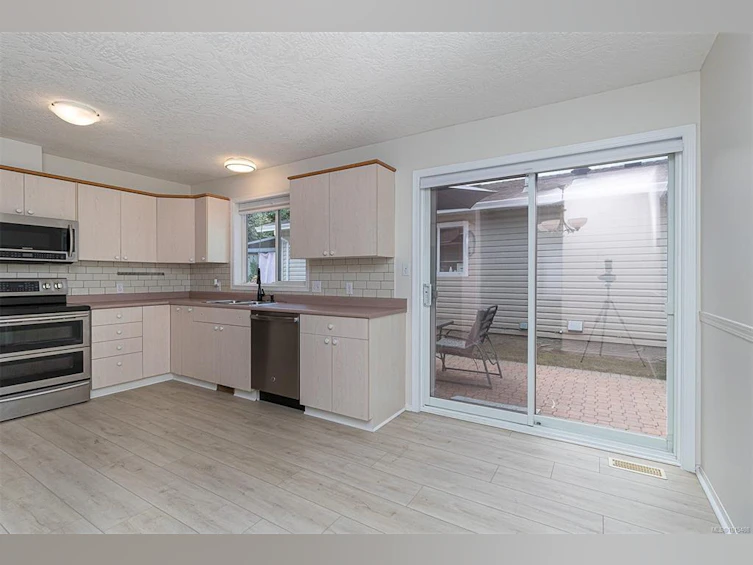 122 Camas Lane, View Royal, BC, V9A 7M2 - 23