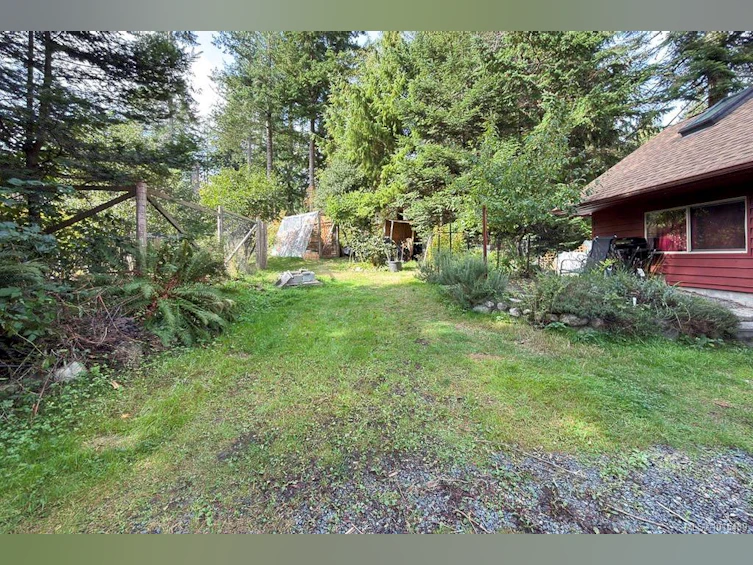 178 Quadra Loop, Quadra Island, BC, V0P 1N0 - 37