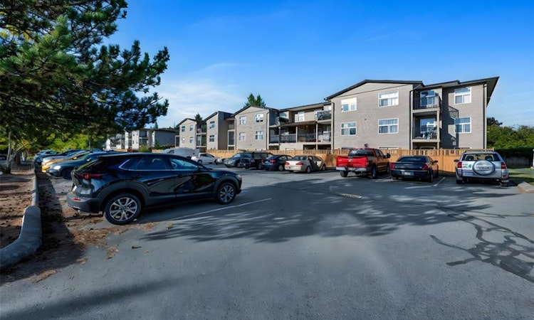 328-3215 Cowichan Lake Road